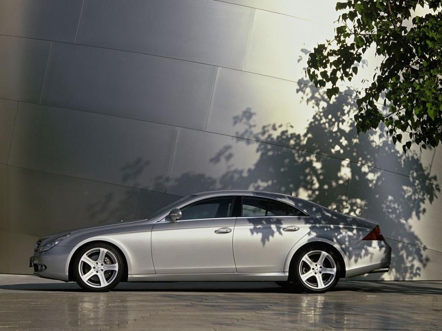  Mercedes-Benz CLS-Class 2005 года  (фото 260 из 343)